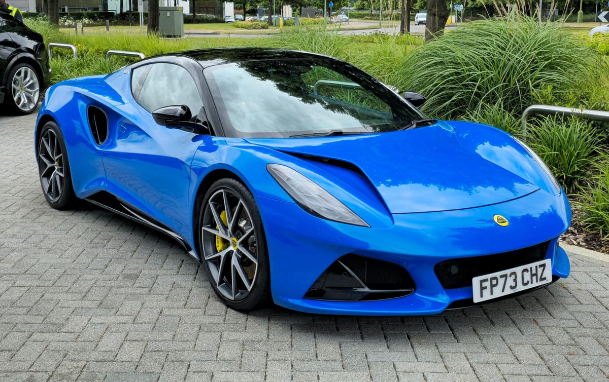 Lotus Emira